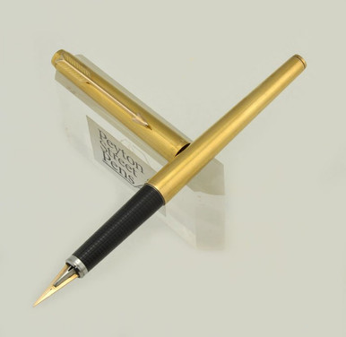 Parker 180 Fountain Pen - Gold Lined Pattern, X/M Nib (Excellent