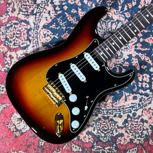 SOLD Fender Japanese FSR Classic ’60s Stratocaster