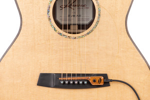 KNA SG-2 - Portable Peizo Pickup with Volume Control