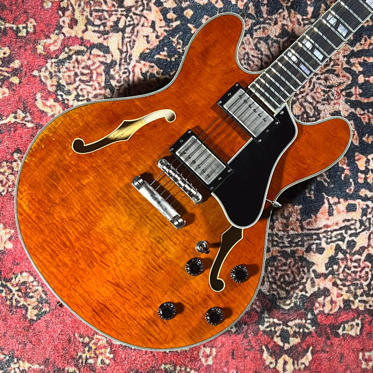 SOLD - 2023 Eastman T59/v - Antique Amber