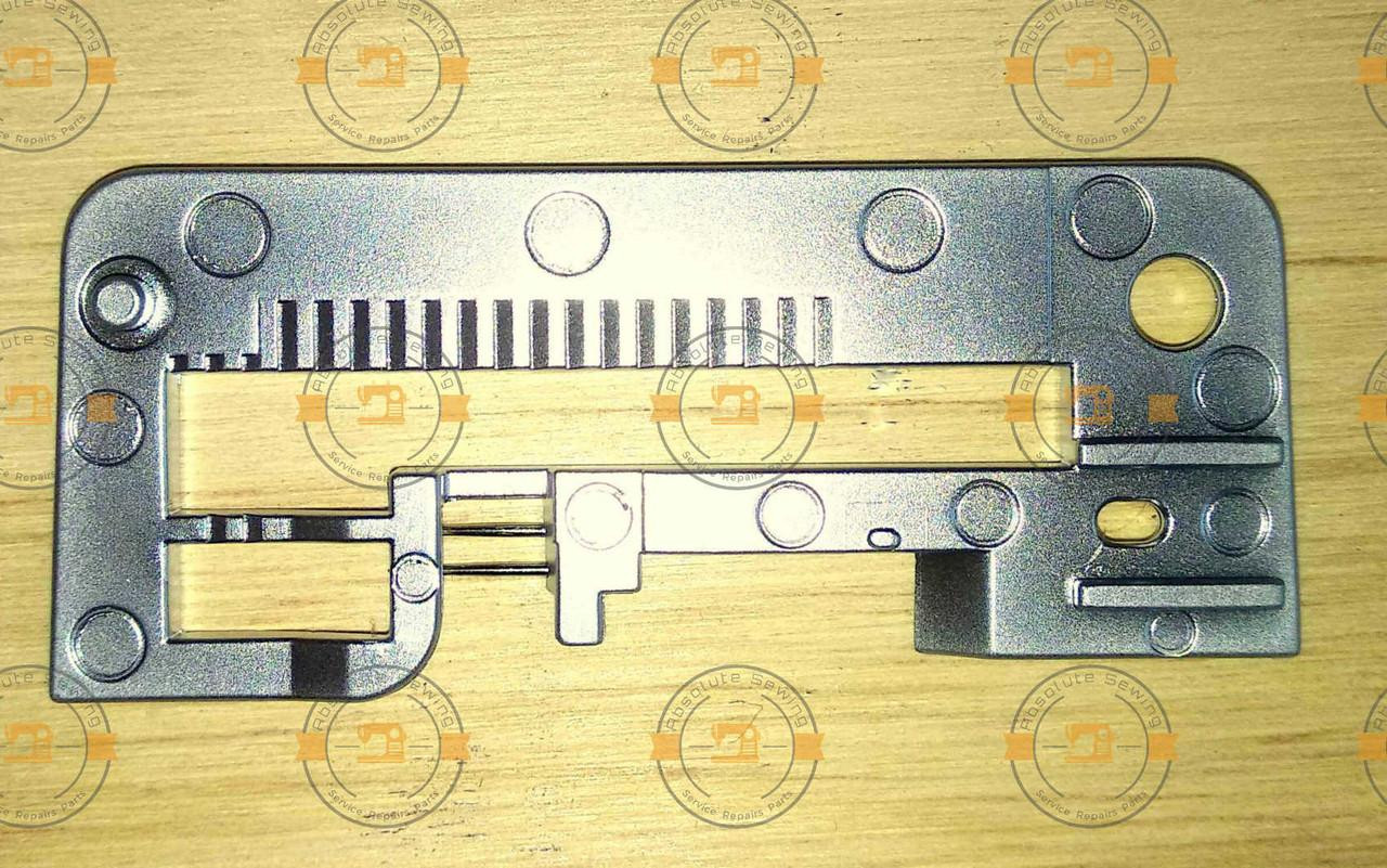  Needle Plate Thick - 925D-3034D-4334D - XB1555001 