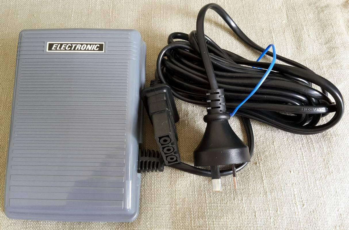 Brother Bernette foot control and cord - XE0629101 - 
