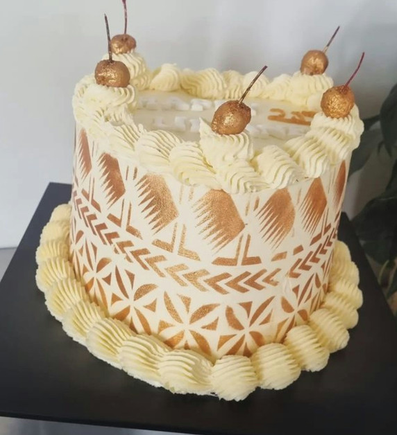 Belle Stencils - Samoan Comb Border