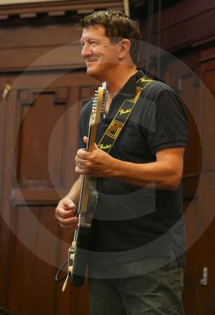 35157343FOR HERALD BUSINESS. Andy Mooney , CEO of Fender Musical