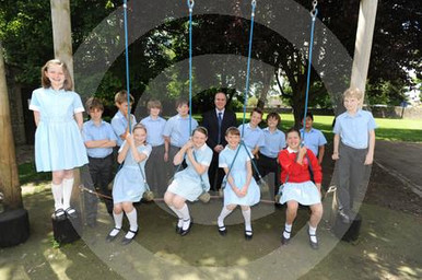 21484778-39384 Heywood Prep School Corsham Last Day at School Years Six ...