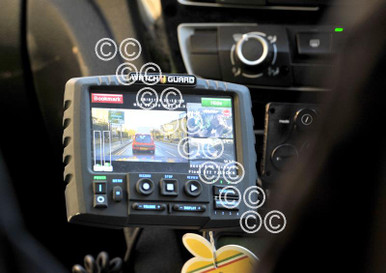 39919242-West Yorkshire Police stage a day of action in Manningham with ...