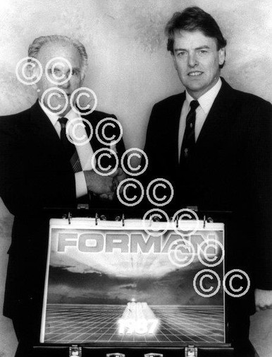 40048825-ENL Tommy Beattie.Tommy hands over the reins in October 1987 ...