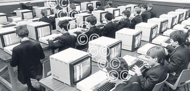 40096287-COMPUTERS: Computer room at Royal Grammar School Worcester in ...