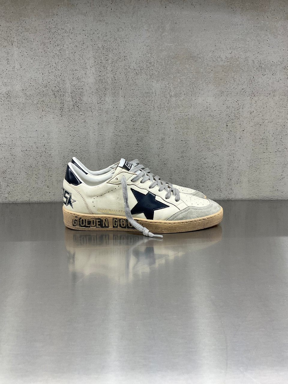Golden Goose Ball Star uomo in pelle bianca con stella e