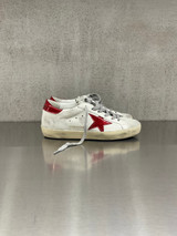 Golden Goose - Super-Star donna in pelle bianca con stella e talloncino glitter rosso