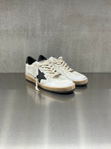 Golden Goose - Ball Star uomo in pelle bianca con stella e talloncino in pelle nera
