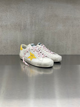 Golden Goose - Super-Star uomo in pelle e rete bianca con stella e talloncino gialli