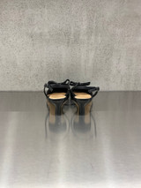 Chantal - Chanel in pelle nera con fiocco