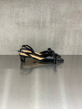 Chantal - Chanel in pelle nera con fiocco