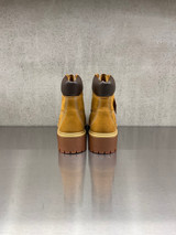 Timberland - Stivale Impermeabile con Plateau Stone Street 6-Inch da donna in giallo