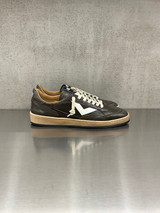 4B12 - Sneakers PLAY.NEW - U121 in pelle e talloncino nero con logo bianco