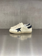 Golden Goose - Super-Star uomo in pelle burro con stella e talloncino in pelle blu notte