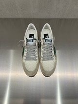 Golden Goose - Ball Star uomo in pelle e rete bianca con stella verde e talloncino argento