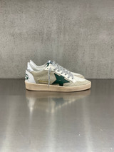 Golden Goose - Ball Star uomo in pelle e rete bianca con stella verde e talloncino argento