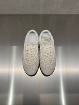 Alohas -  Sneakers 490 in pelle crema e uncinetto