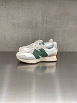 New Balance - U327LX  bianca e verde