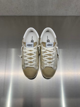 4B12 - Sneakers SUPRIME-D8010 in pelle platino suede nocciola e logo oro