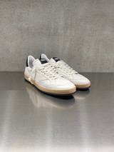 4B12 - Sneakers PLAY.NEW - U1001 in pelle bianca con talloncino nero e logo bianco