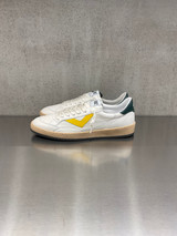 4B12 - Sneakers PLAY.NEW - U1002 in pelle bianca con talloncino verde e logo giallo