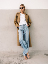 8PM - Jeans Ginevra in denim chiaro laminato iridescente azzurro