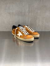 Golden Goose - Super-Star uomo in suede cuoio con stella in pelle bianca e talloncino nero
