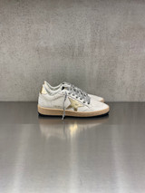 Golden Goose - Ball Star donna in pelle bianca con stella e talloncino in pelle laminata oro