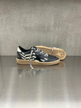 Golden Goose - Ball Star uomo in pelle nera con stella in suede nera e talloncino in pelle bianco