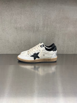 Golden Goose - Ball Star uomo in pelle bianca con stella e talloncino in pelle nera