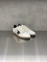 Golden Goose - Ball Star uomo in pelle bianca con stella e talloncino in pelle nera