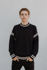 Golden Goose - Maglione boxy da uomo in cotone blu scuro con ricamo