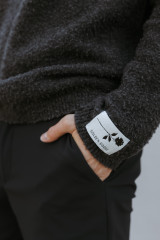 Golden Goose - Maglione da uomo in lana grigio antracite effetto casentino