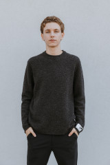 Golden Goose - Maglione da uomo in lana grigio antracite effetto casentino