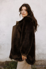 Bully - Parka con coulisse in vita reversibile militare ed eco pellicia cioccolato