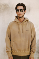 Golden Goose - Felpa con cappuccio in cotone nocciola con logo ricamato a contrasto