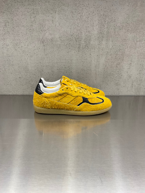 Alohas - Sneakers Tb.490 in suede senape con dettagli neri