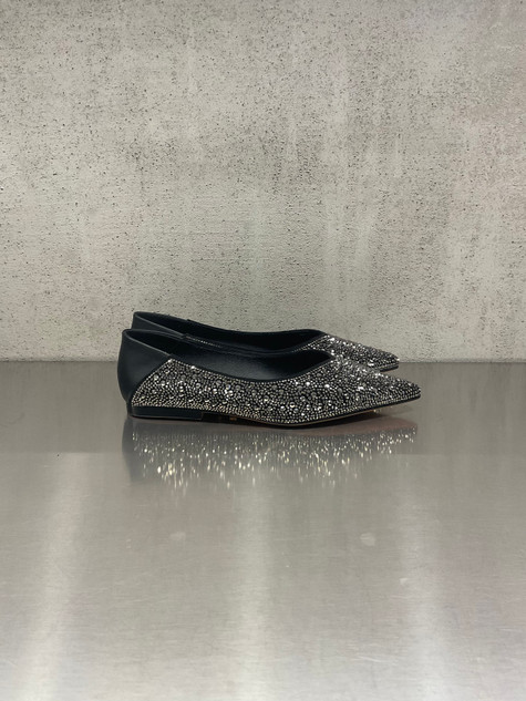 Twenty Fourhaitch  - Ballerina a punta nera ricoperta di strass argento