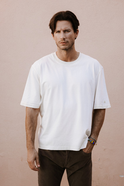 Golden Goose - T-shirt Unisex Star in cotone bianco vintage con stampa nera sul retro