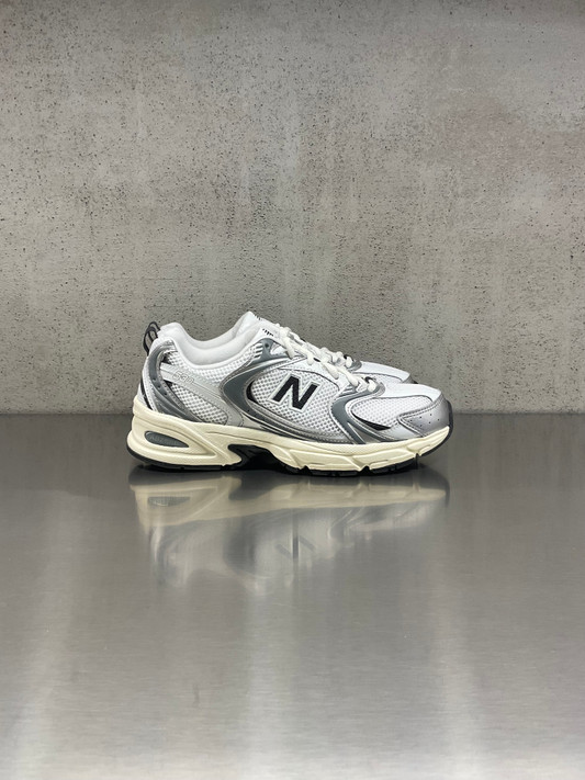 New Balance - U530ESA - argento e nera