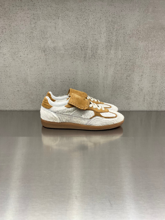 Alohas - Sneakers Tb.490 Club soft  in pelo cavallino con linguetta in camoscio marrone