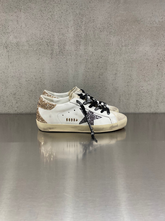 Golden Goose - Super-Star donna bianche in pelle con stella e talloncino glitter