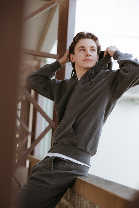 Carhartt - Felpa Hooded Nelson Jacket Black Garment dyed