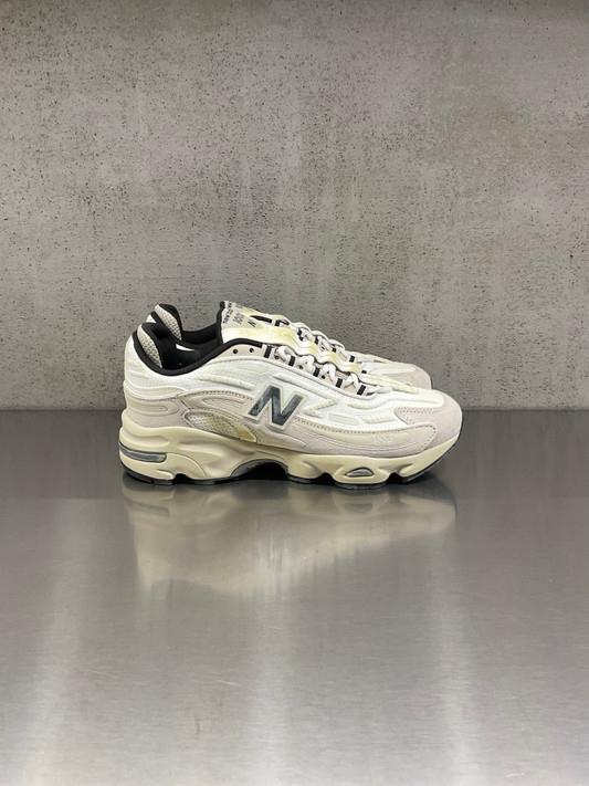 New Balance - M10006RM - WHITE con GREY MATTER e Slate beige