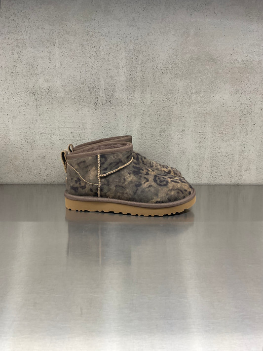 UGG - Boot Classic Ultra Mini Spotted Boot camouflage - chestnut - CHE