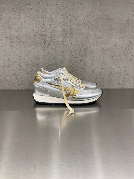 Golden Goose - Marathon donna con tomaia in nylon argento e stella oro