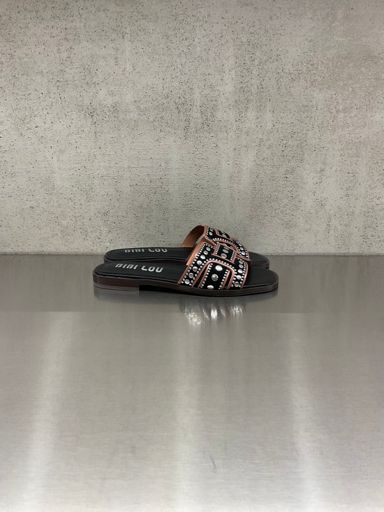 Bibi Lou - Ciabattina Holly Flat in pelle nera con borchie